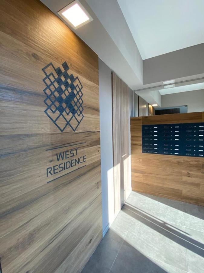 Apartament Cu 2 Camere Oradea Exteriör bild